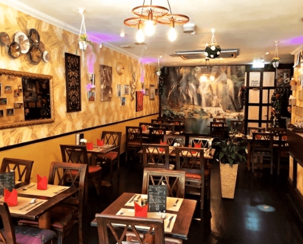 Restaurant & Takeaway In Leeds For Sale