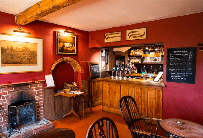 Stunning Country Pub In Coleshill For Lease