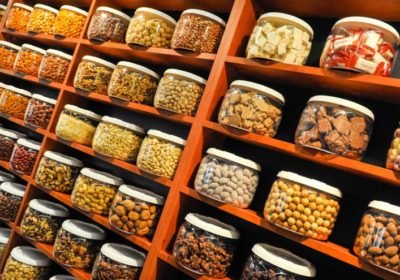 Manufacturer and supplier of healthy snacks based