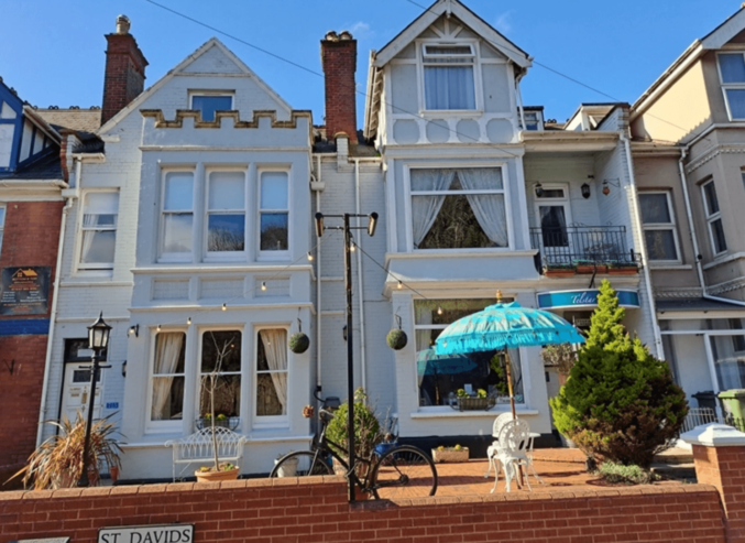 Successful Guest House In Exeter For Sale